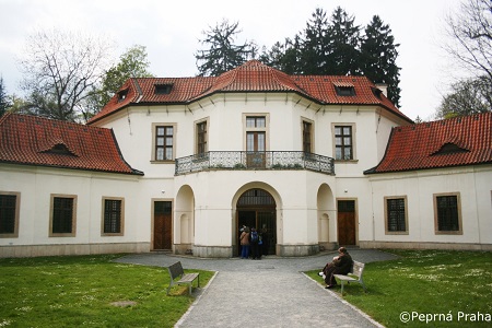 Vojtěška, Břevnovský klášter, Perlička prasátka Pepříka