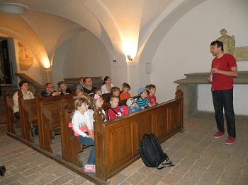 kostel sv. Františka z Assisi, Peprná procházka, procházky po Praze pro děti, volný čas s dětmi v Praze